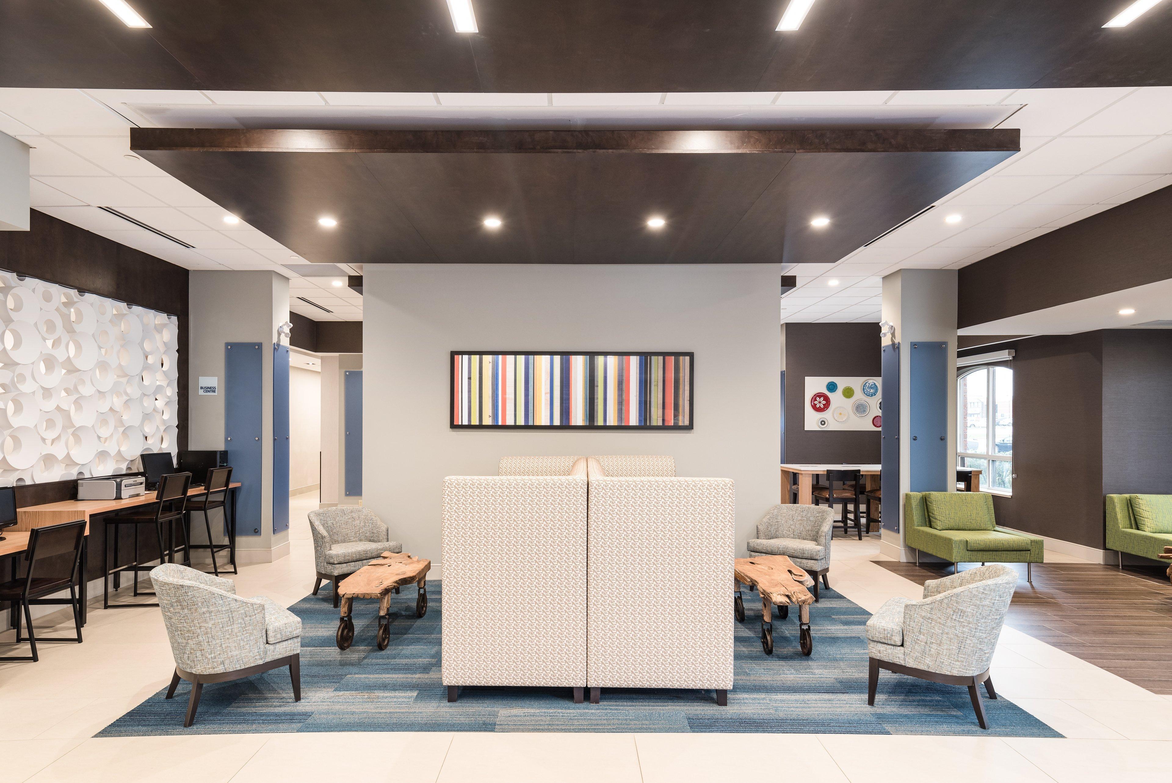 Holiday Inn Express Hotel & Suites Milton By Ihg Bagian luar foto