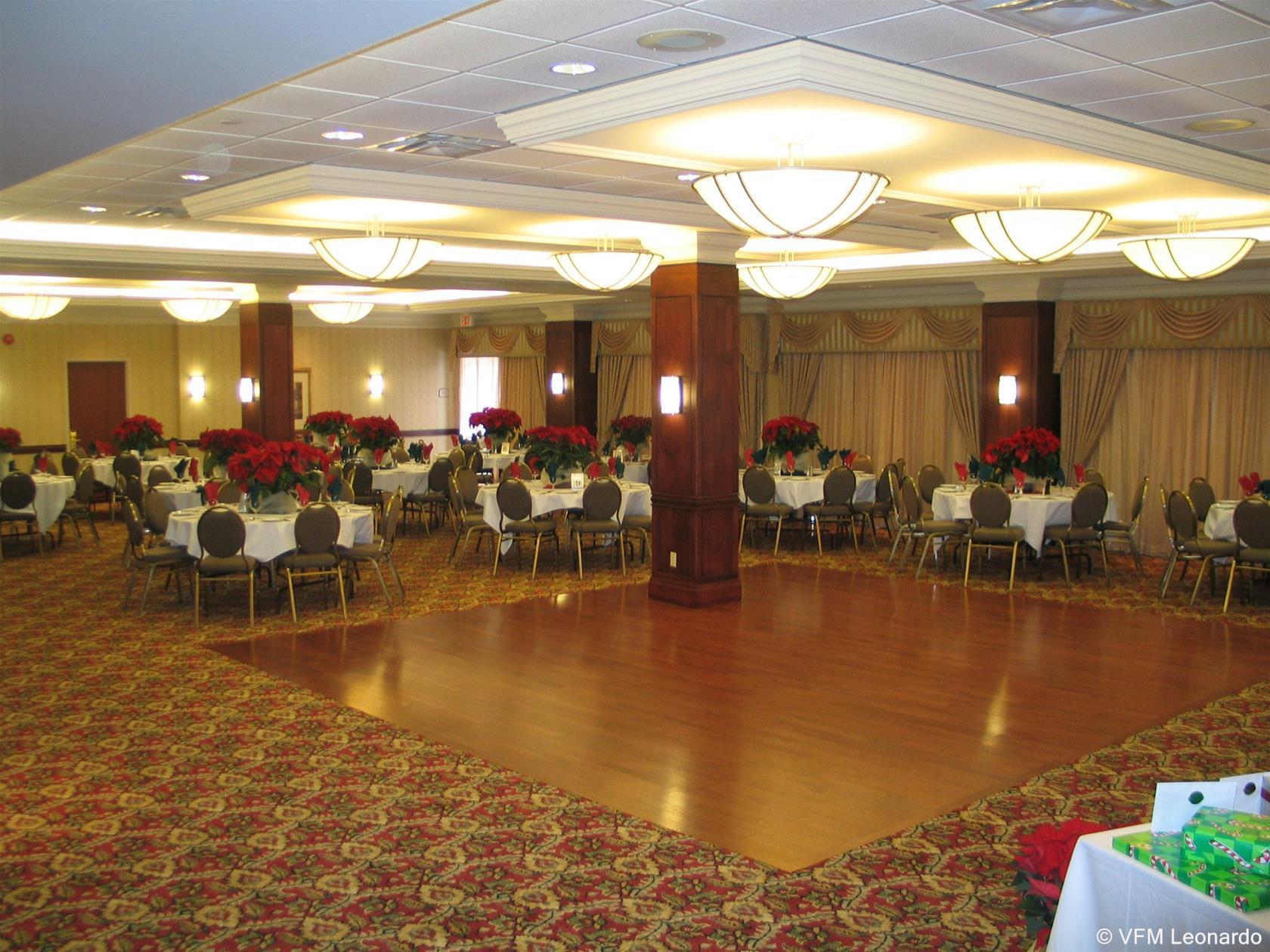 Holiday Inn Express Hotel & Suites Milton By Ihg Bagian luar foto