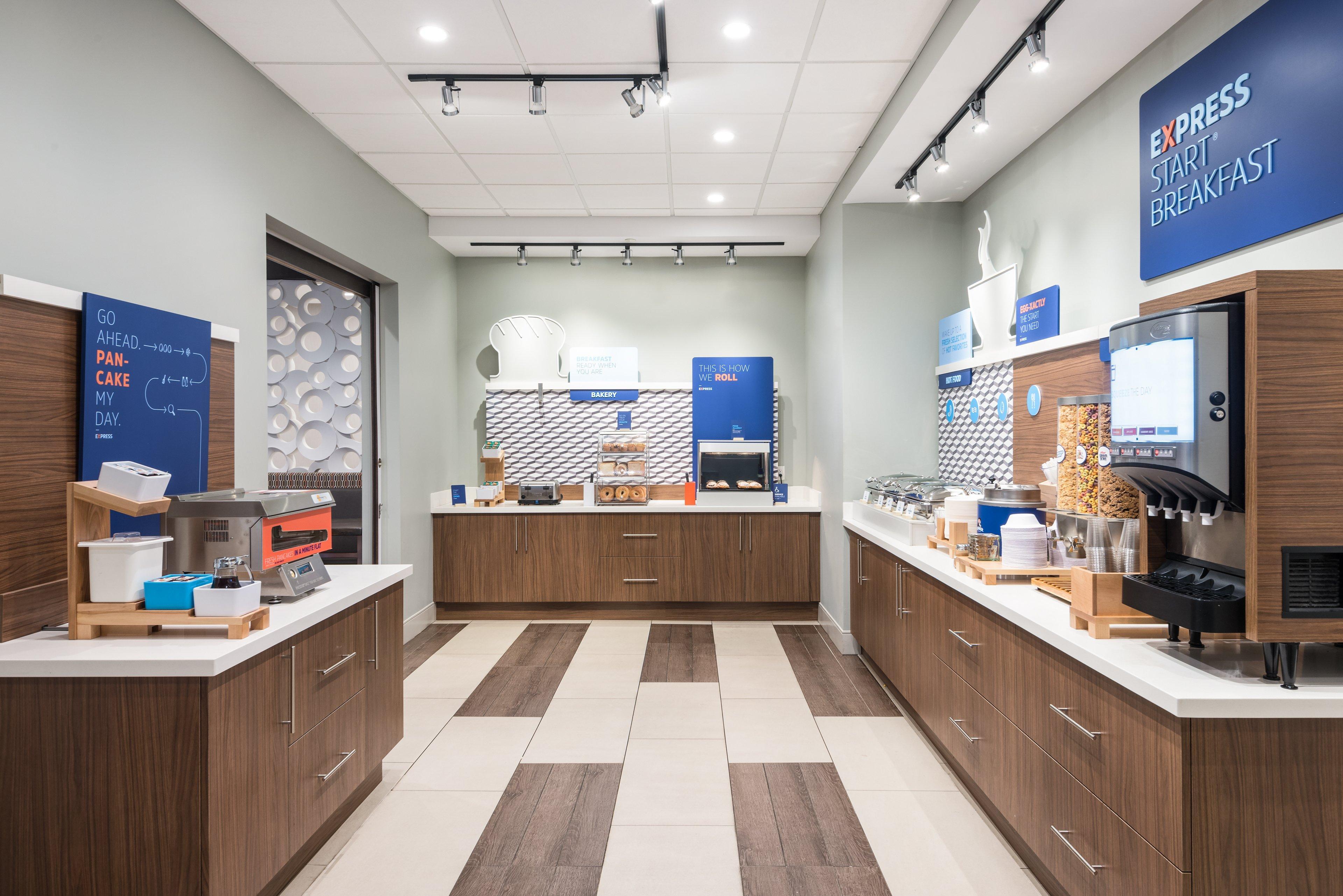 Holiday Inn Express Hotel & Suites Milton By Ihg Bagian luar foto